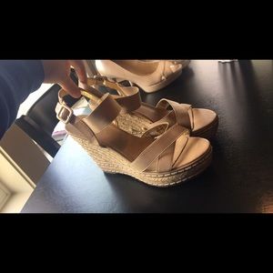 Women’s wedge